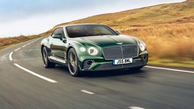 Bentley تطرح خيارات من نسيج التويد لمقصورات كامل مجموعة طرازاتها