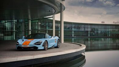 شاهد... ماكلارين 720S بطلاء خليجي مذهل يدوياً خلال 20 يوماً