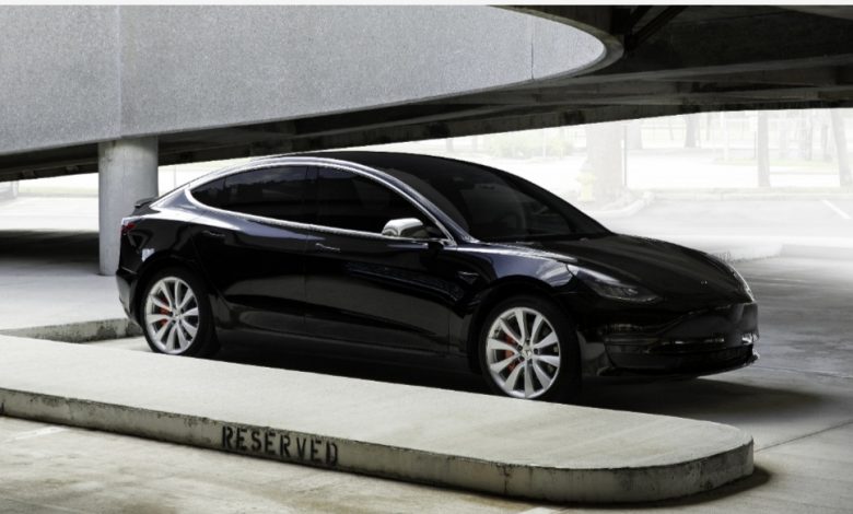 تسلا Model 3 السيارة رقم 16 الأكثر مبيعًا في العالم