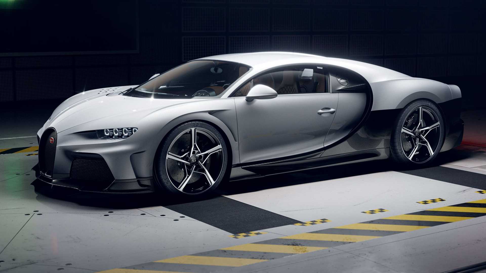 بوجاتي تكشف عن chiron super spor السيارة فائقة السرعة