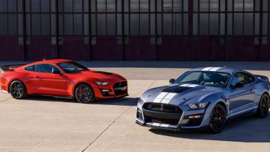 فورد Mustang 2022 GT500 Heritage Pack تأتي بخطوطًا مطلية