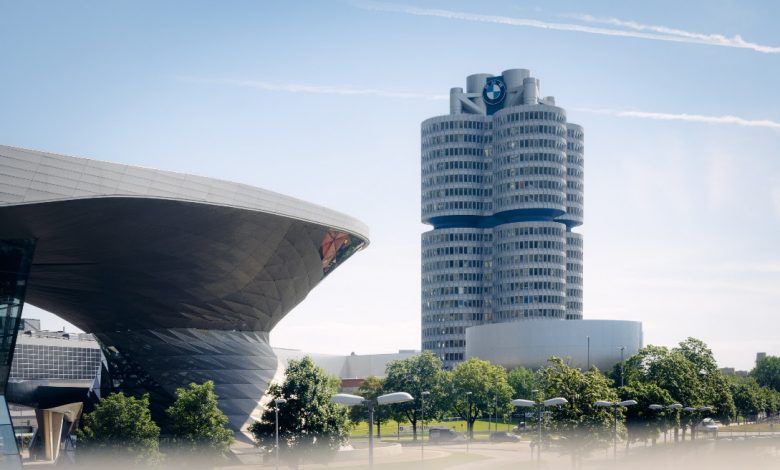 مقر BMW الرئيسي أيقونة عالمية تحتفل بالذكري السنوية الخمسين