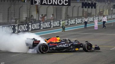 فيرستابن يفوز بجائزة أبوظبي الكبرى للفورمولا وان 2022