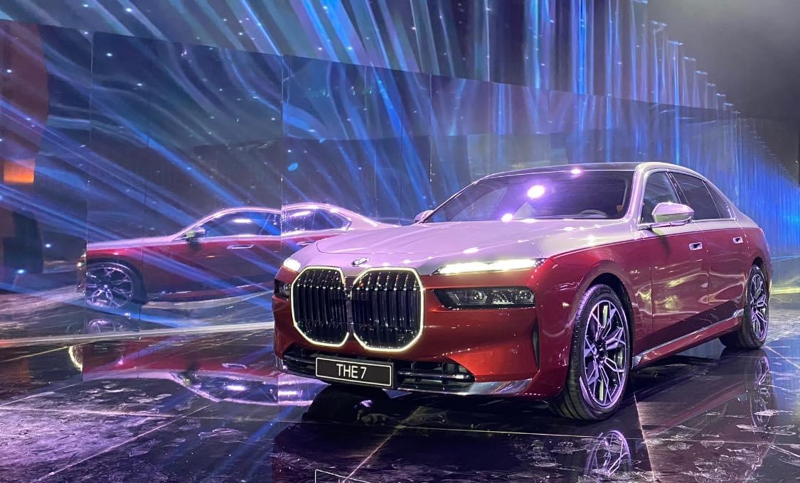 BMW الفئة السابعة الجديدة كليًا بسعر يبدأ من 5,950,000 جنيه