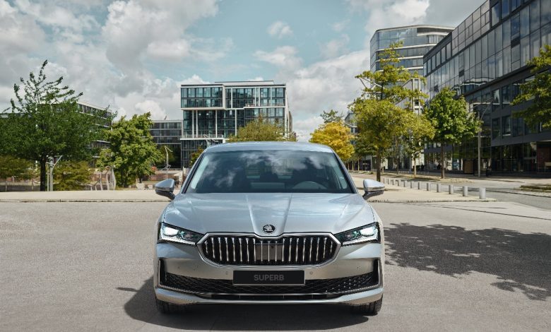 “Škoda Superb 2025”