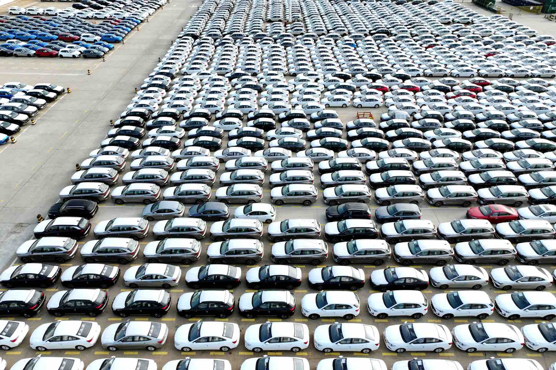 سوق السيارات